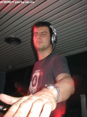 30 DJ Braun